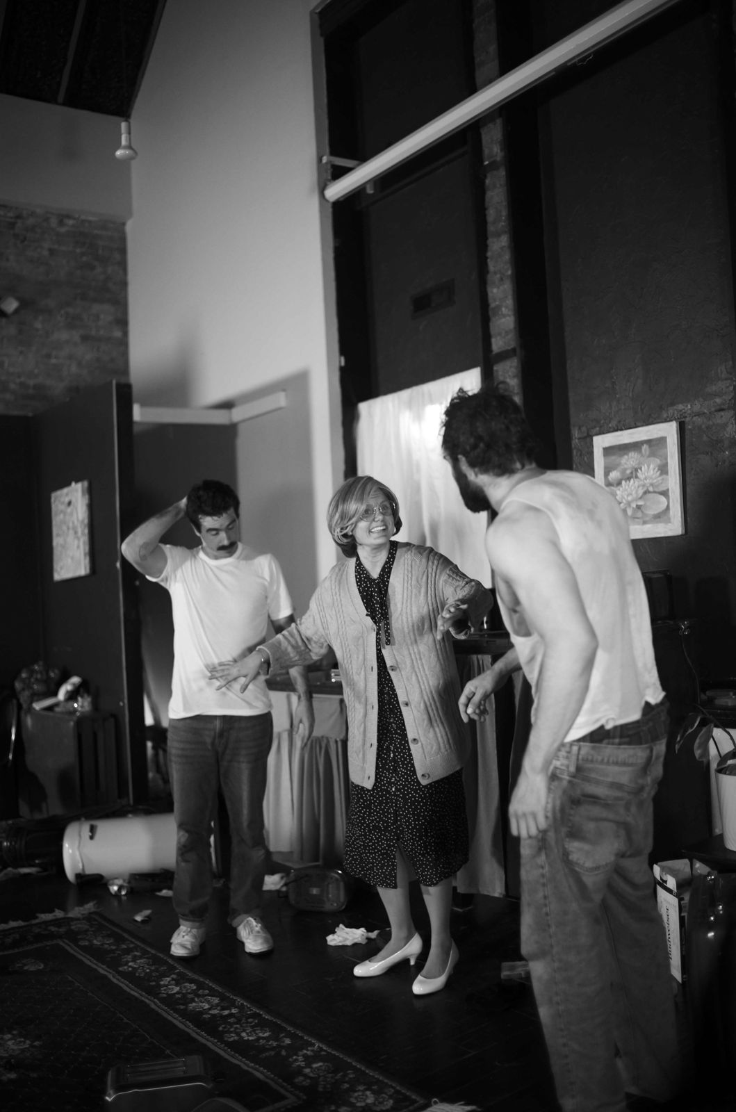 True West: the brothers and their mother in the wrecked kitchen